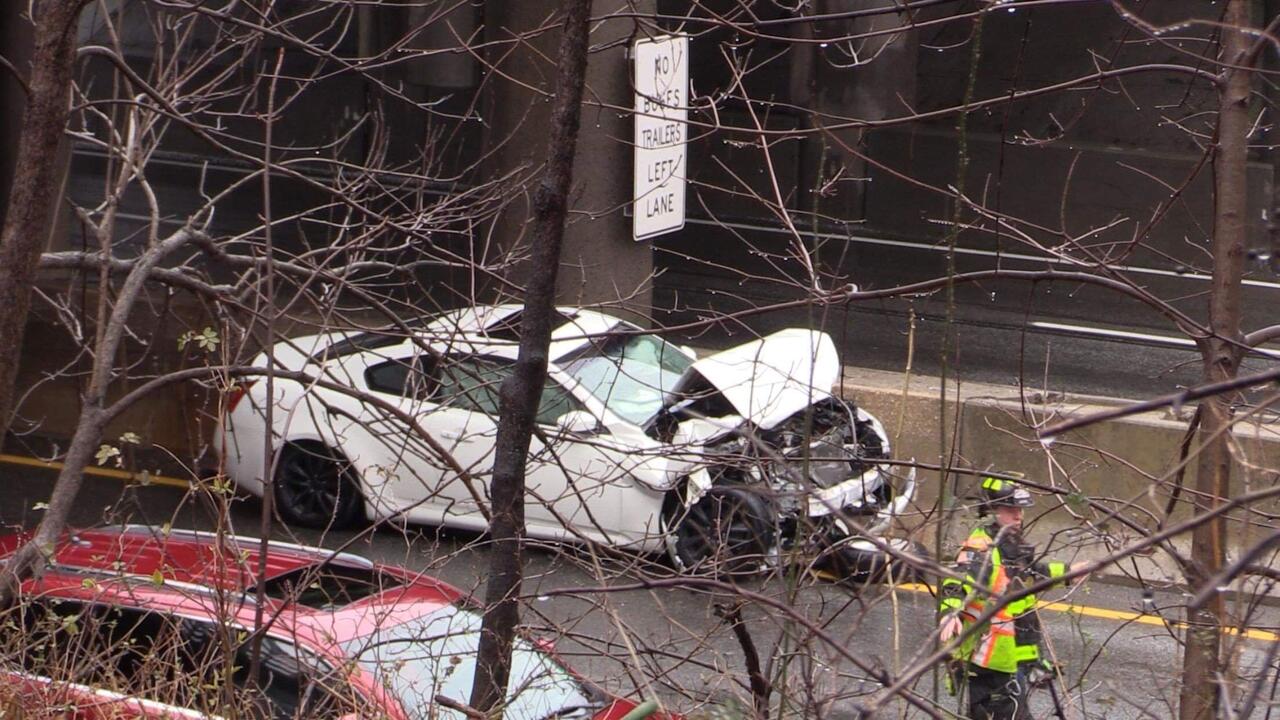 Breaking Clifton Nj Garden State Parkway Crash Causes Heavy