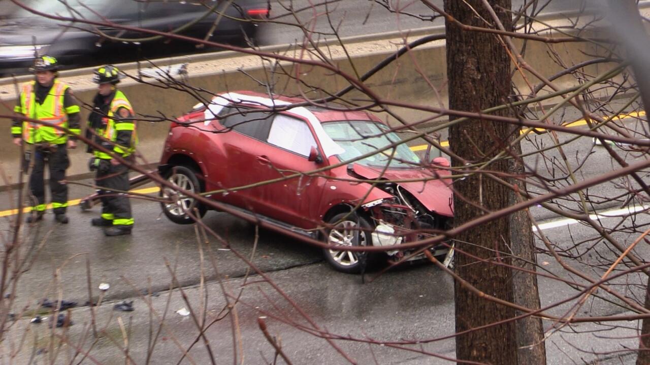 Breaking Clifton Nj Garden State Parkway Crash Causes Heavy