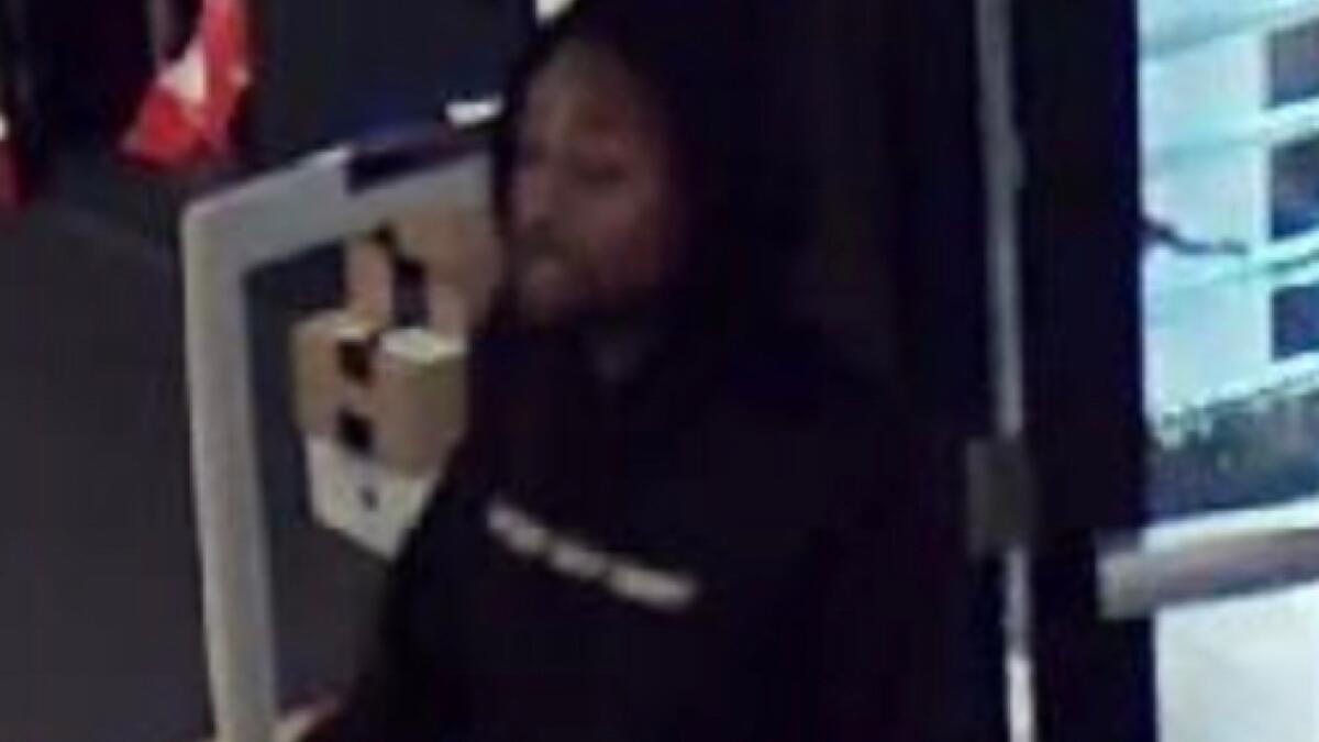 nike store newark hours