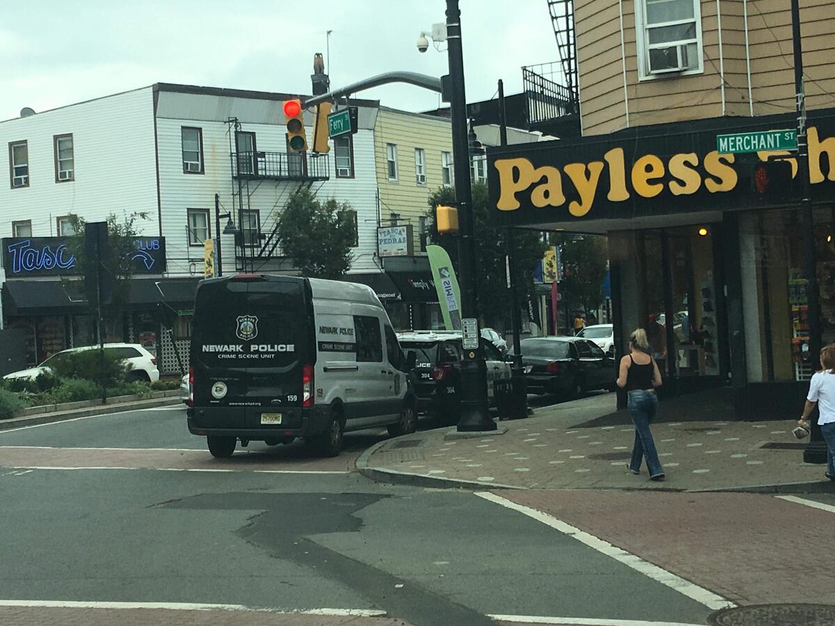 payless 86th street