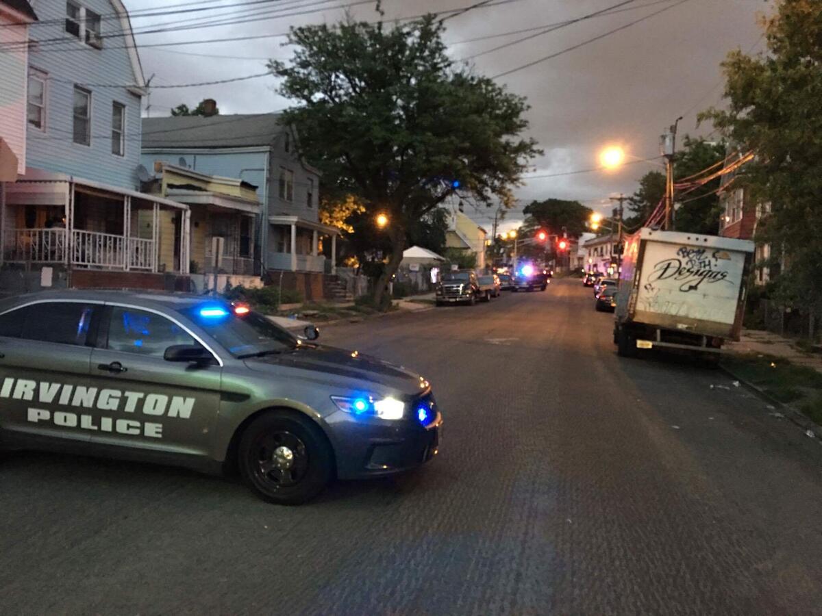 DEVELOPING IRVINGTON NJ Man Shot Dead in Irvington