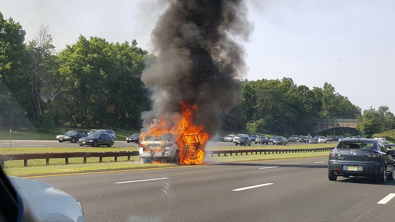 Traffic Alert Car Fire Causing Delays On Garden State Parkway In