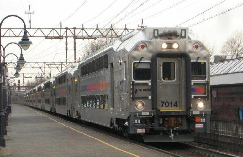 need-a-job-new-jersey-transit-offering-assistant-conductor-training