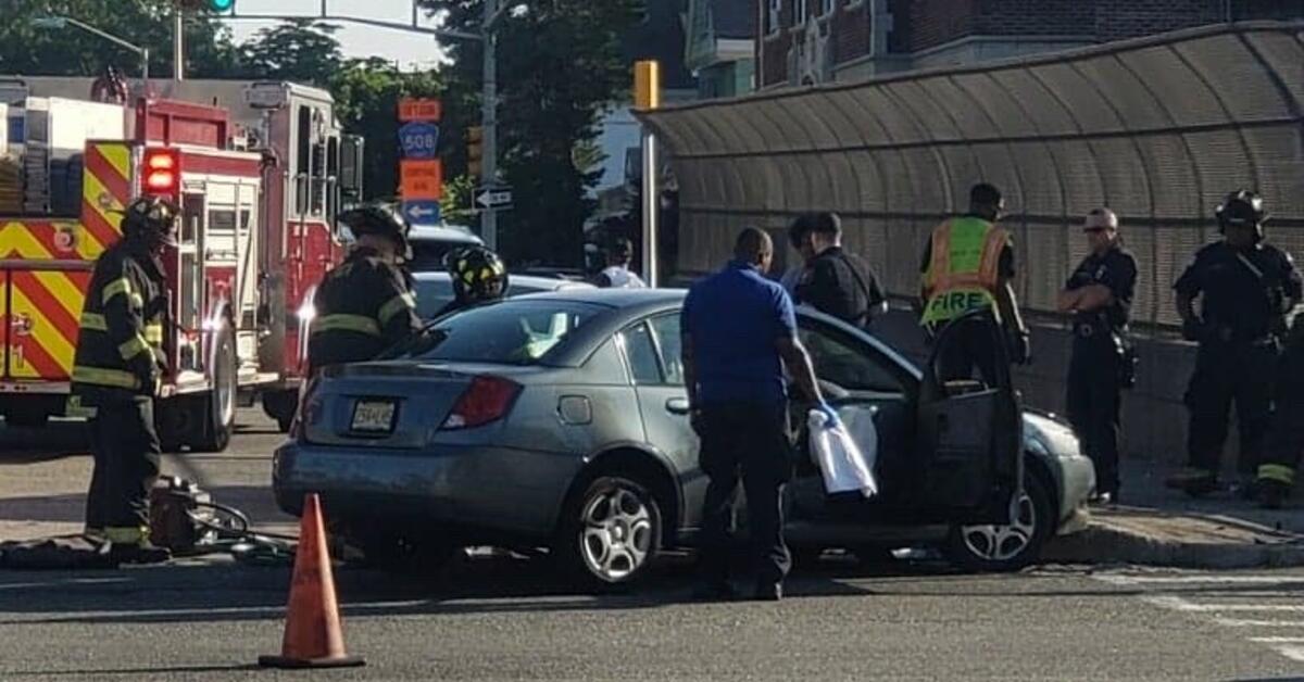 Injuries Reported in East Orange Car Crash