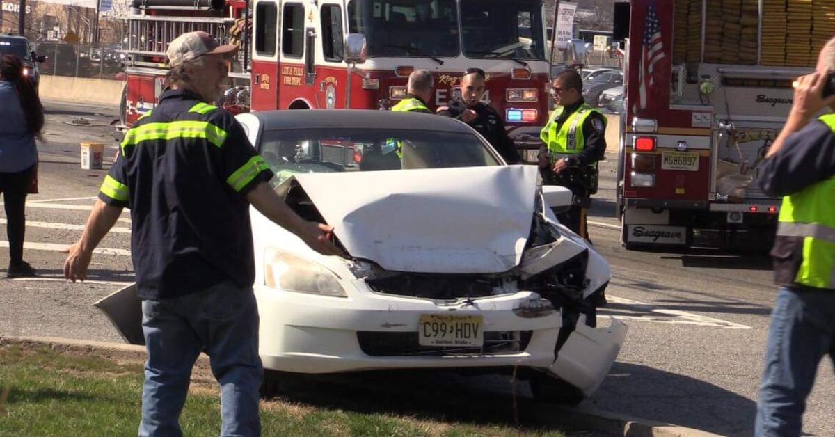 BREAKING LITTLE FALLS NJ Fatal Crash Shuts Down Rt. 46 in Little Falls