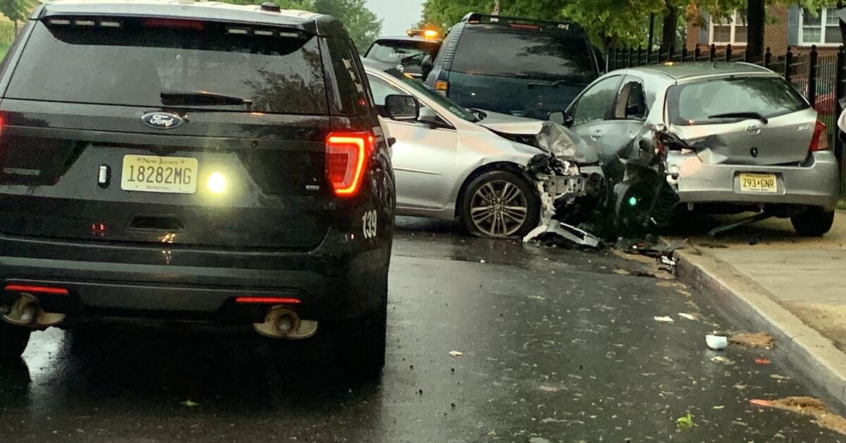 Car Slams Into Parked Vehicle in Newark