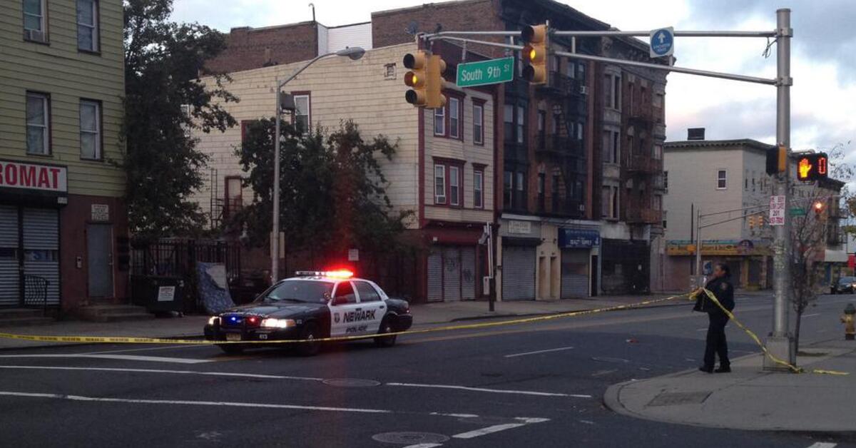 UPDATE Gunman Shoots Man Dead on South Orange Avenue in Newark