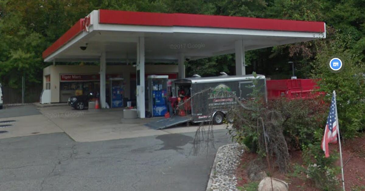Gunmen Rob Livingston Gas Station