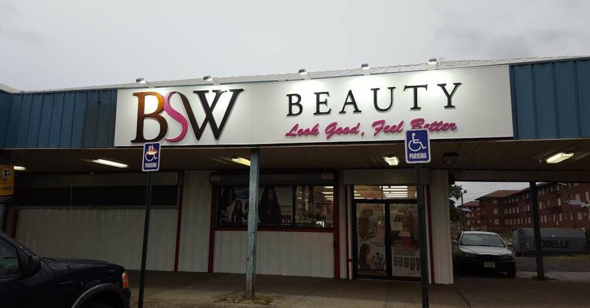 Beauty Supply Store Robbed In Newark S Central Ward