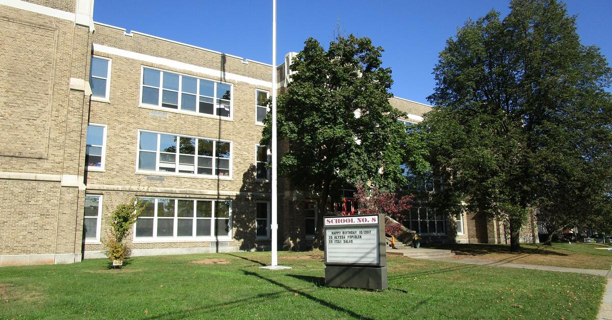 Linden’s School No. 6, 8 Recognized as Centers of Innovation
