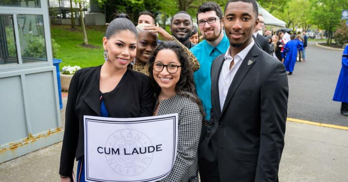 Kean University Celebrates Academic Achievement at Honors Convocation