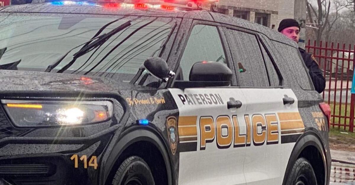 THIRD PERSON SHOT Paterson Hospital Walkin Gunshot Victim Injured on