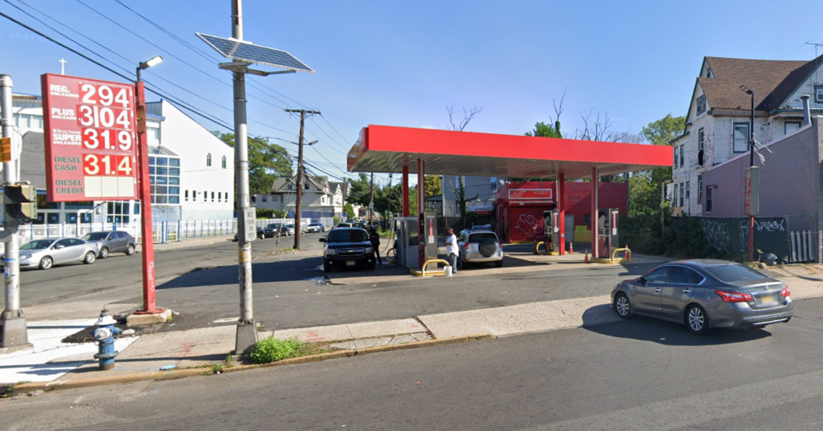 Gunmen Robs Irvington Township Gas Station