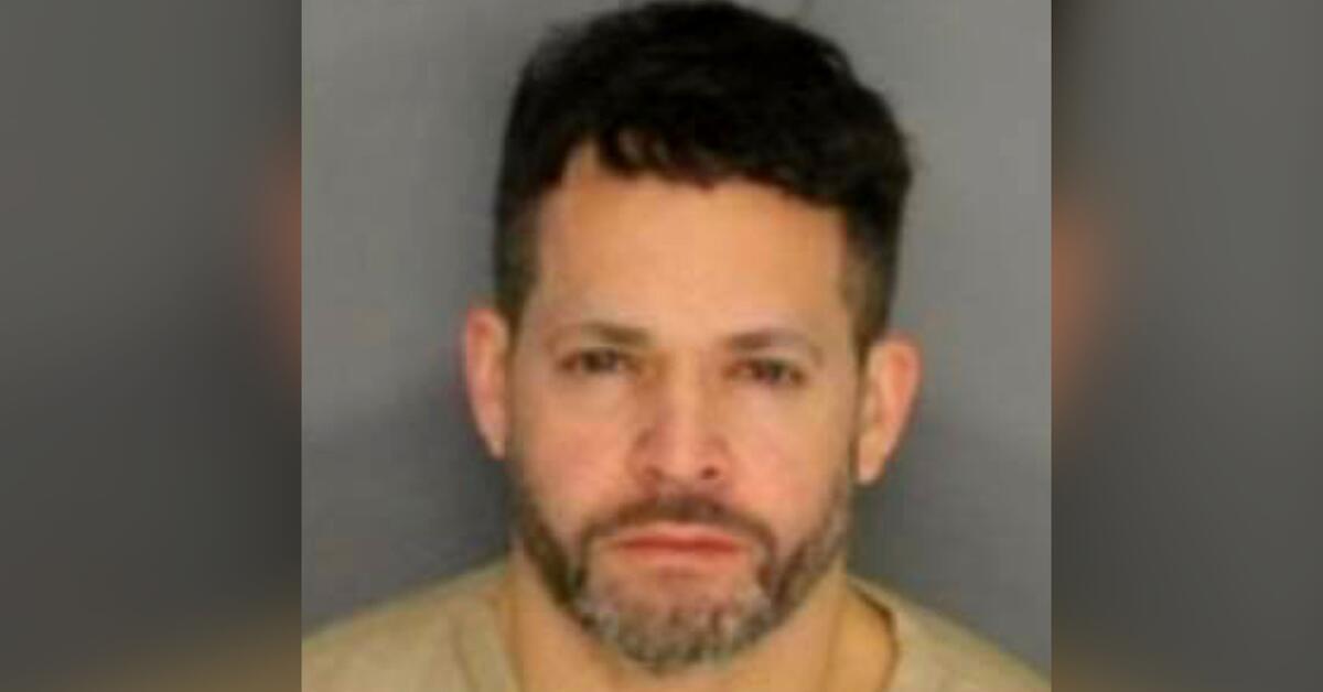 Essex County Correctional Police Officer Arrested for Possessing