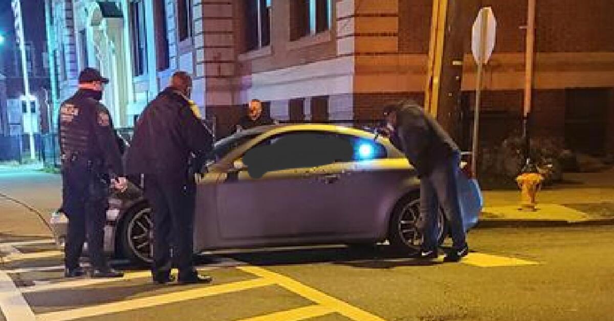Male Found Shot Dead Inside Vehicle Near 14th Avenue School in Newark - Vimarsana News
