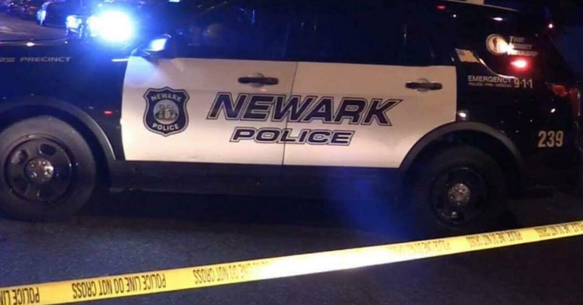 Suspects Taken into Custody After Newark Officer Assaulted During Pursuit