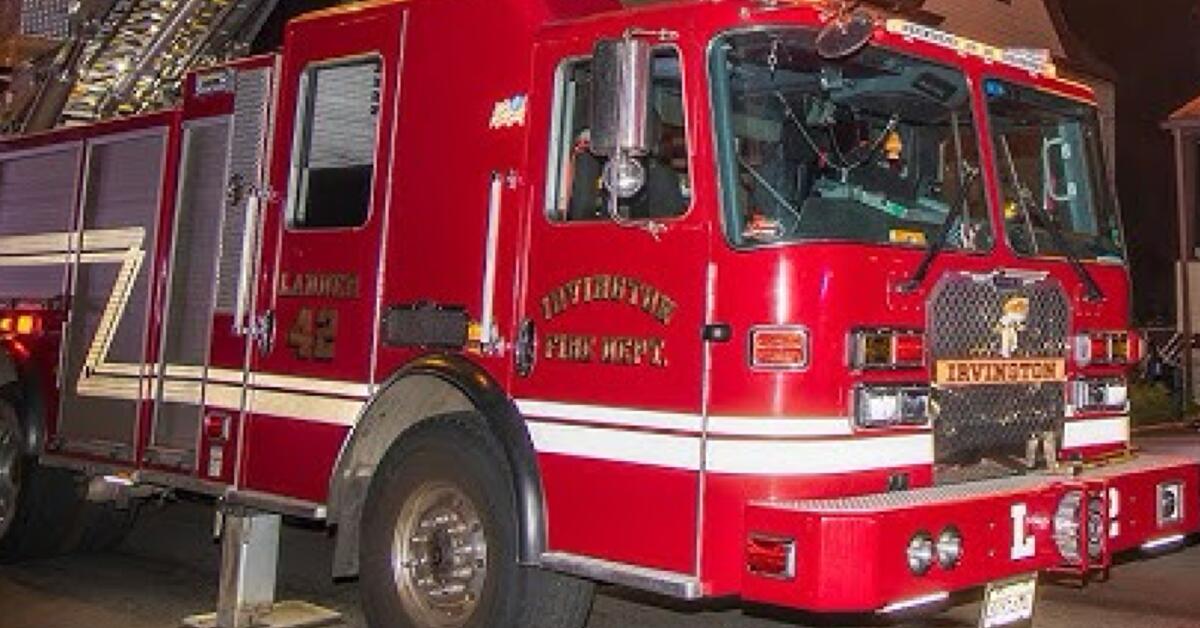 Firefighter Injured, About 20 Displaced in Overnight Irvington House Fire