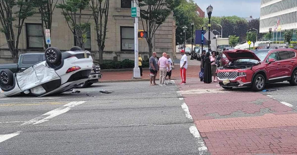 Crash Causes Car to Flip Over Near Downtown Newark Courthouse