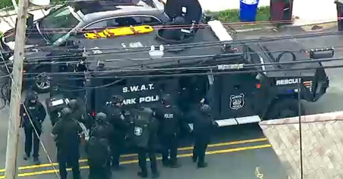 UPDATE: Standoff in Irvington Ends with Arrest of Armed Suspect After ...