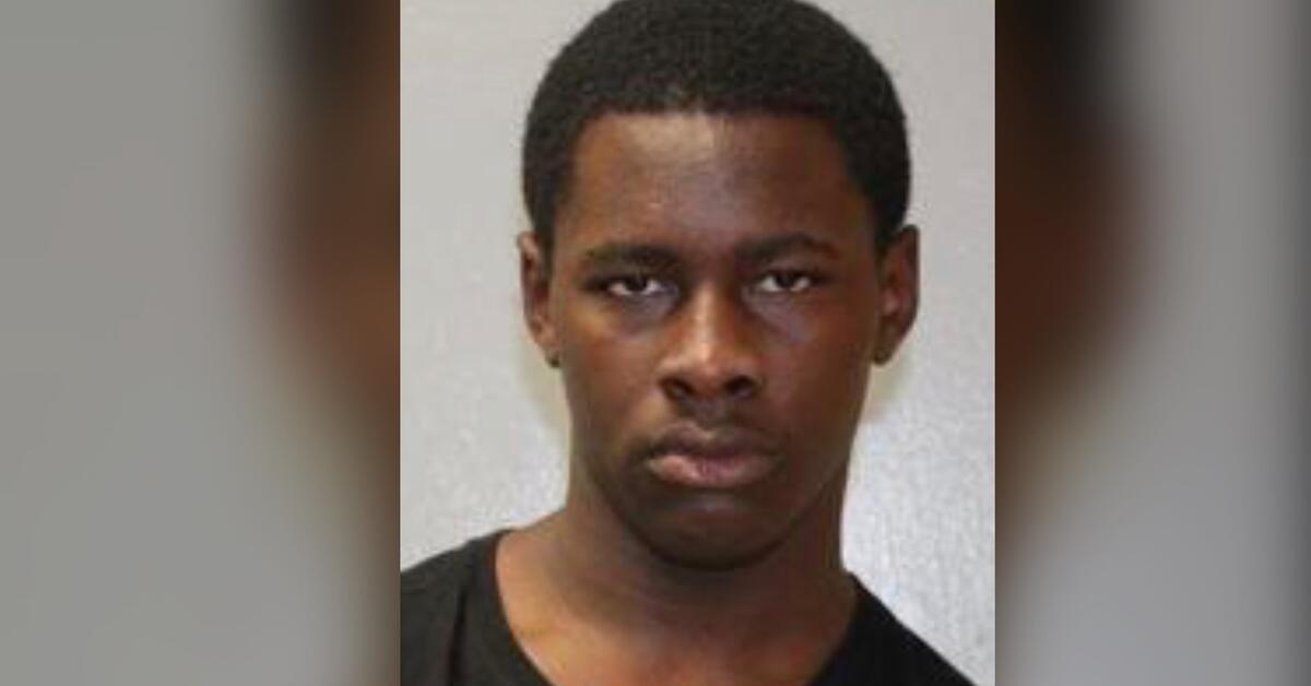ALERT: Police Search for Suspect Wanted for Shooting at Woman in Newark