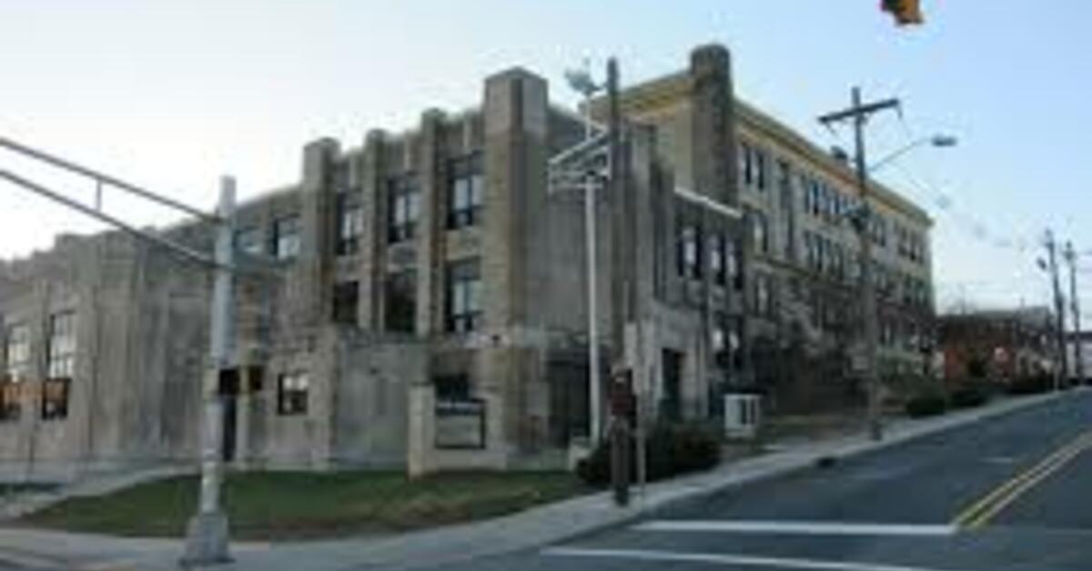 DEVELOPING BELLEVILLE NJ Police Confirm Bomb Threat at Middle School