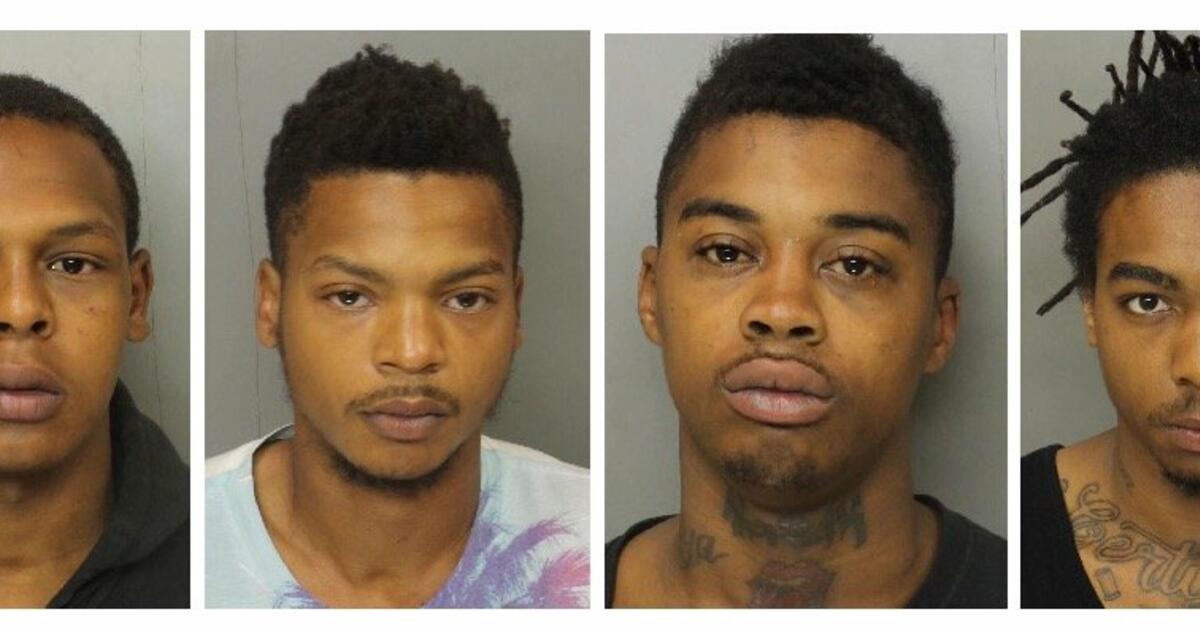 Traffic Stop Leads to Several Arrested for Weapons Possession