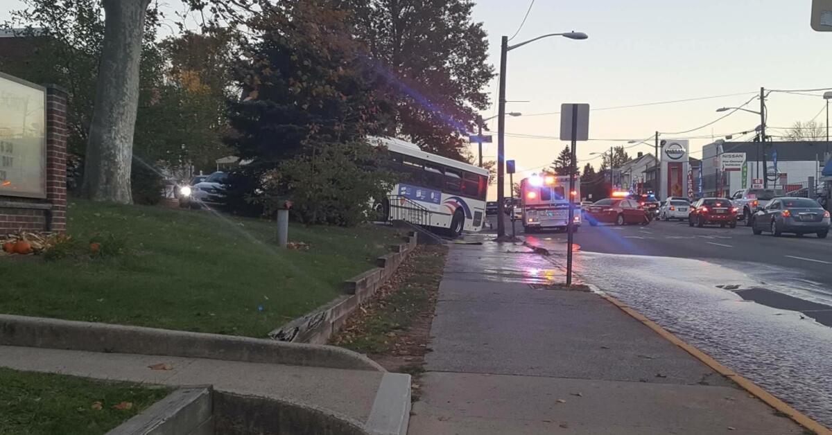 DEVELOPING BLOOMFIELD NJ NJ Transit Bus Crashes in Bloomfield