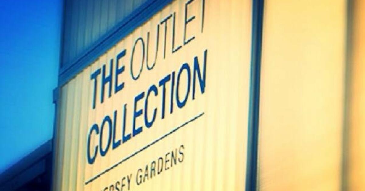 BREAKING ELIZABETH NJ Shooting Reported at Jersey Gardens Mall