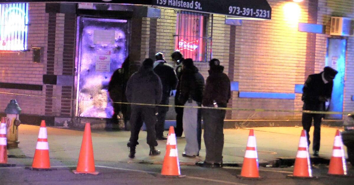 DEVELOPING EAST ORANGE NJ: Police Officer, Woman Shot at East Orange Bar