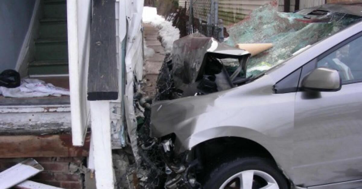UPDATE: Car Crashes into House in New Brunswick