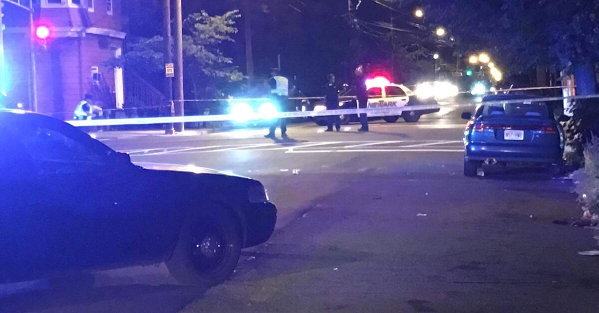 Shooting Injures Two in Newark