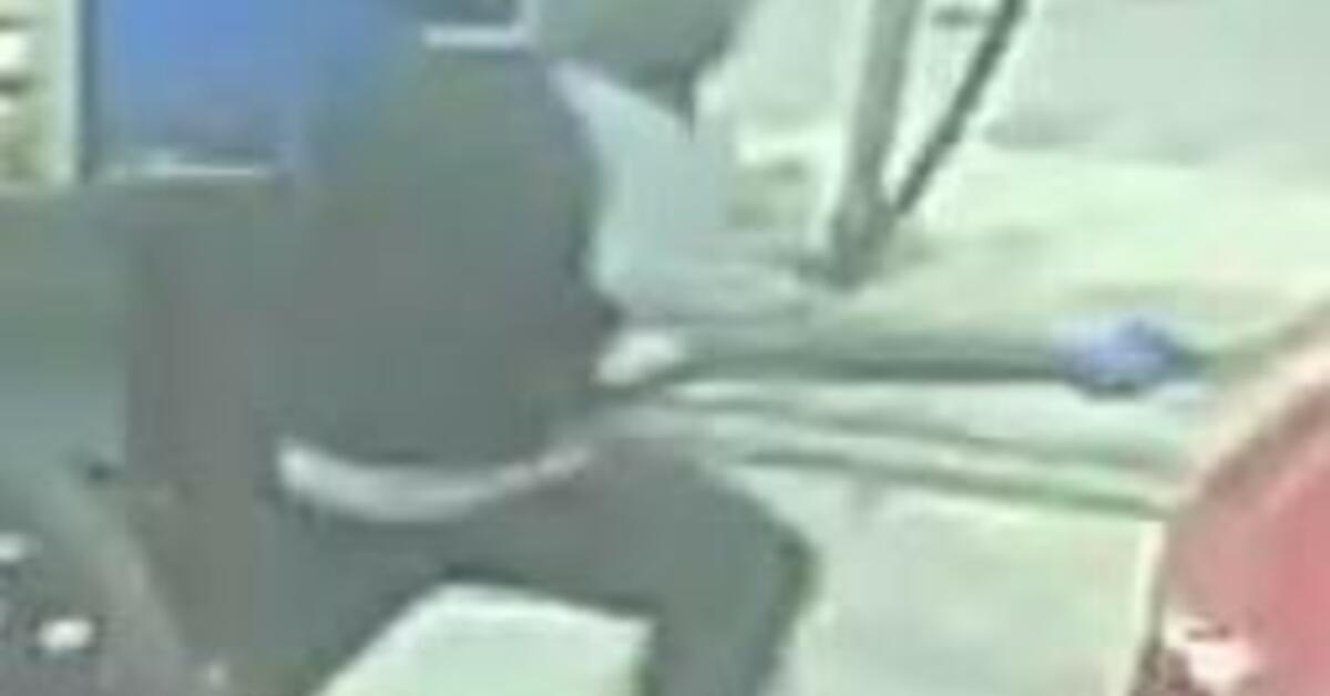 Police Search for Suspects Wanted for Armed Gas Station Robbery in ...