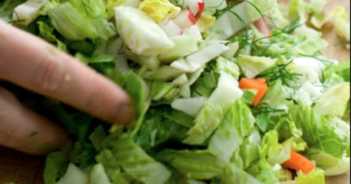 Trader Joe S Whole Foods Walmart 7 Eleven Affected By Recall Due To Prepared Salads Listeria Salmonella Scare
