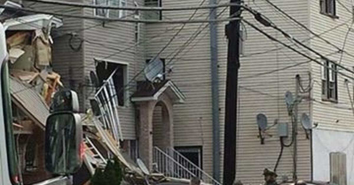 BREAKING NEWS House Explosion in Elizabeth Has Several Reportedly Trapped